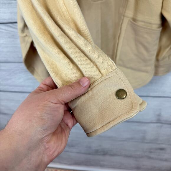 Aemi & Co Women's Ivory Quarter Snap Long Sleeve Pullover Sweatshirt Size Small - Picture 3 of 9